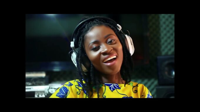 Lady Amanda - Aseda Nwom (Official Video)